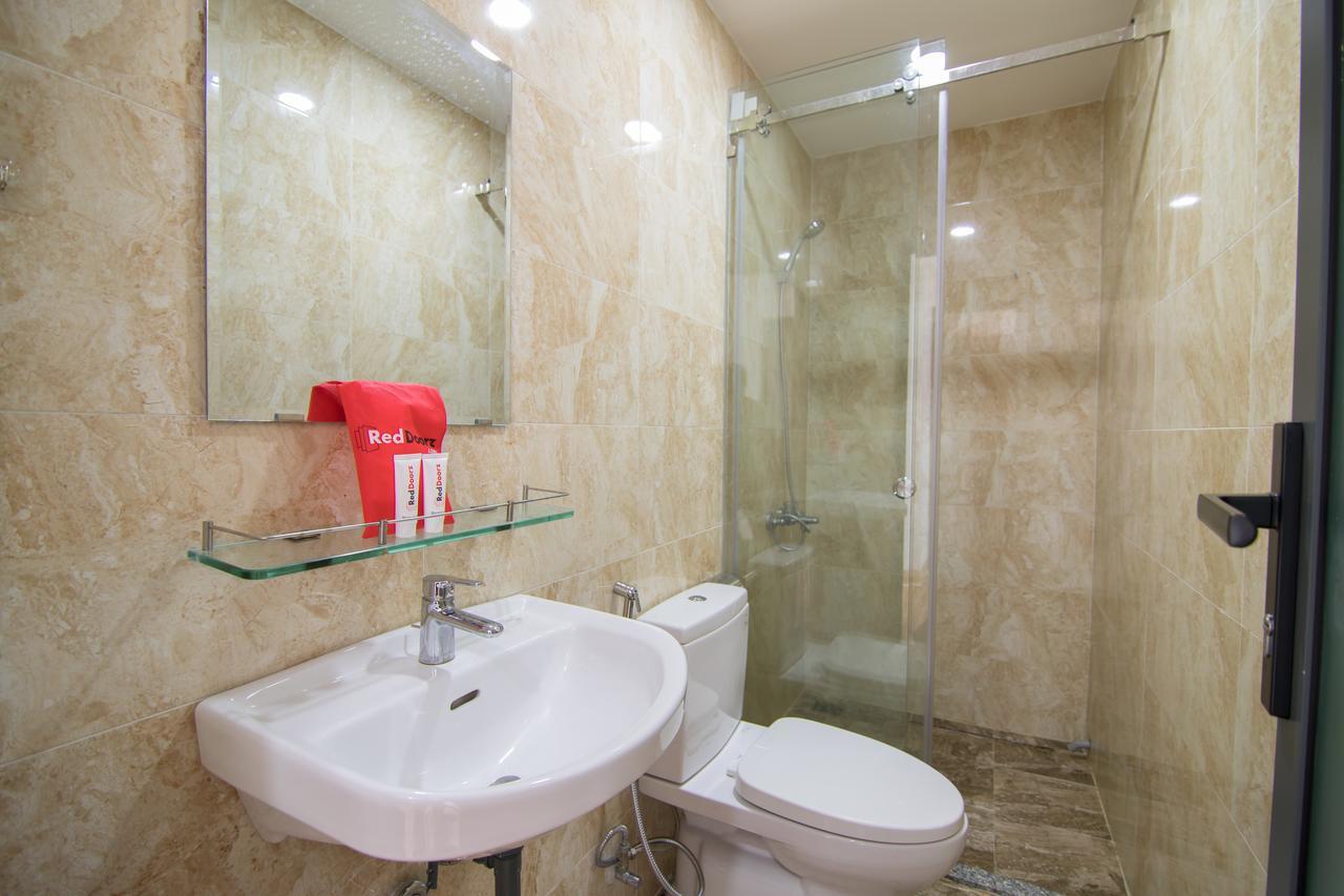Reddoorz Premium Near E-town Nhà khách